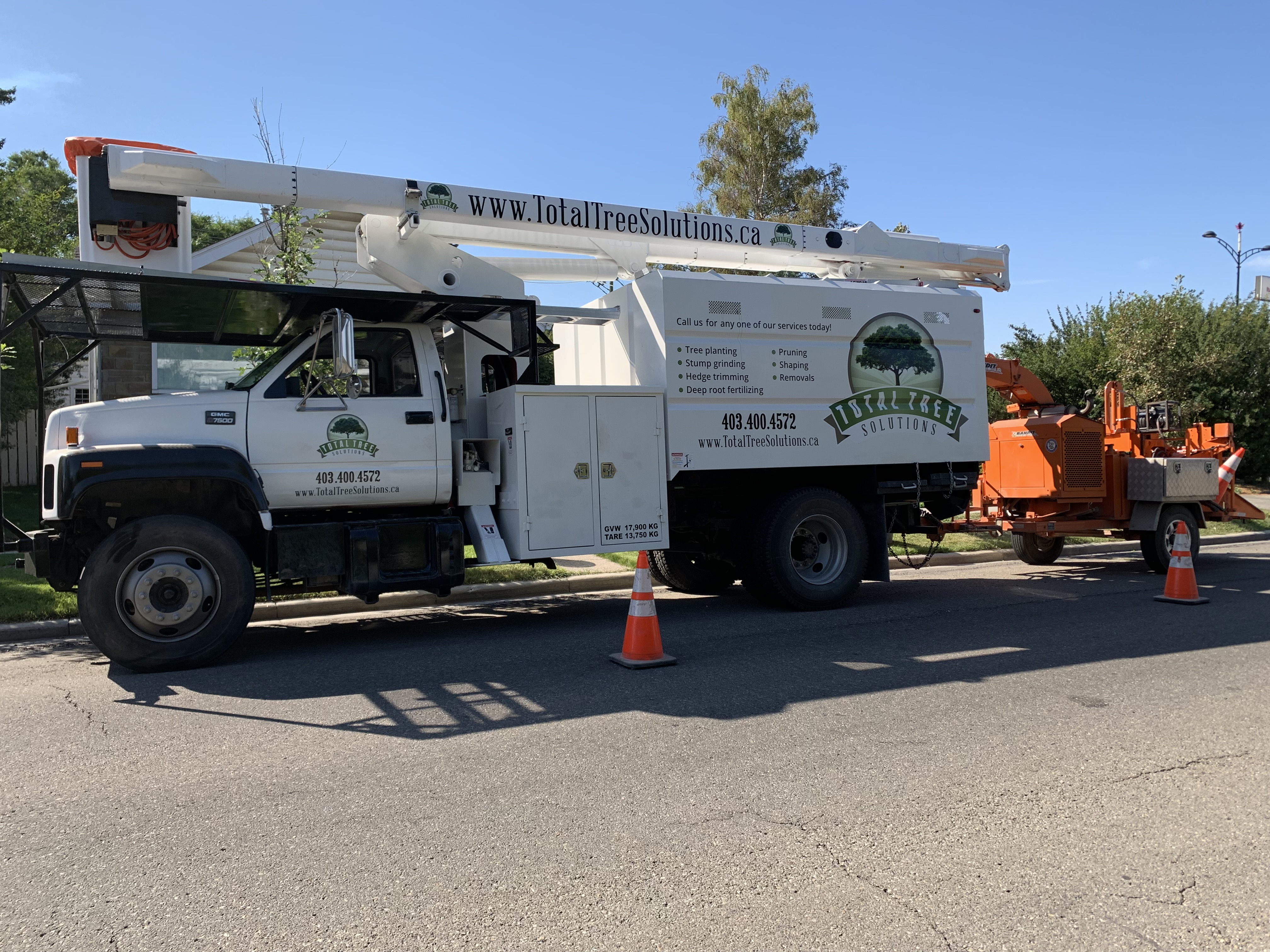 Bucket Truck & Chipper
